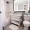Hotel Roanoke & Conference Center, Curio Collection by Hilton
