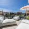 Poolside oasis by Caparica beach