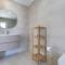 Poolside oasis by Caparica beach