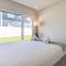 Poolside oasis by Caparica beach