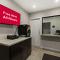 Red Roof Inn Carson - Wilmington, CA - 威尔明顿