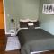 H.U.S.H (Happy Your Staying Here!) Short Term Rental - Oakland