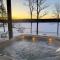 Lakeside Lodge with Studio Apartment - Monticello