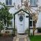 Wisteria Cottage an authentic and enchanting 2 bedroom cottage experience - Aberdare