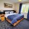 15 Killarney Holiday Village