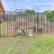 12 Mi to Dtwn Austin Guest Cottage with Pool Access - أوستن