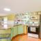 Waterfront Virginia Retreat with Canoe, Pets Welcome