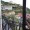 --HOTEL DEAL-- Rooms With Castle View
