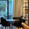 Luxury Apartment with Cosy Garden!