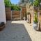 Lemonia Apartment with yard