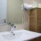 Luxury Duplex 2BR Oasis in Masdar City