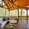 Spacious Ellijay Hideaway with Hot Tub and Game Room! - إليجاي