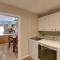 Lake Access and Pool Spacious Freeport Home! - Freeport