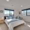 StayAU Cozy Holiday House 4BRM Big Group Tarneit