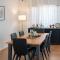 StayAU Cozy Holiday House 4BRM Big Group Tarneit