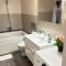 TERRA MAGICA DELUXE Apartment Or Room with Private Parking, Terrace and Sea View