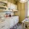 Gorgeous Apartment In Volterra With Kitchen