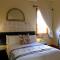 The Hudson Guesthouse & Suites