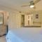 Siesta Key Condo with Heated Pool Less Than 1 Mi to Beach - Sarasota