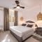 Villa Remezzo Heated Pool, Beach Side