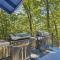 Secluded Table Rock LakeandBranson Cabin with Hot Tub! - Kimberling City