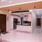 Luxurious Lake View Flat 3 Bedrooms Gated Compound96 - New cairo