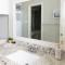 Houston Luxury 4br/3ba and Pool - 舒格兰