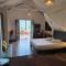 Studio BRAZILIA Bois et Nature, terrasse avec vue sur les Pitons - 勒罗贝尔