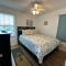 OceanView Oasis - Relax with Hot Tub, Breakfast, Fire Pit & Putting Green!