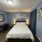 Comfy Getaway, 5 Bed, Sleeps 9, walk to falls!