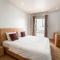Riverside Row Apartment
