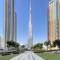 Spacious and Overlooking Burj & Fountains - Dubaj