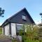 Bild Holiday Home Merle by Interhome