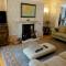 Spacious Town House with Swimming Pool
