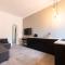 5 Giornate Elegant Flat, Sciesa 9