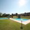 Amazing apartment two pool well located panoramic lake view