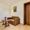 Super Townhouse OAK Hotel Chaitanya Executive Near Fun Time Multiplex - Púna