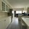 Platform 357 Gravias Spacious Apartment