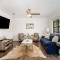 Charming 2 bedroom unit with large yard - Austin