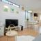 Skytree Cozy House