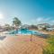 Townhouse in Capistrano village with 2 pool areas - Nerja