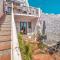 Townhouse in Capistrano village with 2 pool areas - Nerja