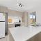 Aircabin - Edmondson Park - 4 Beds Compy House