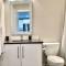 Modern & Luxurious Private Suite in Regina - Regina