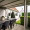 Holiday Home Zeewind II by Interhome