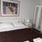 Stefanies Rooms 2