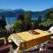 Charming Apartment w/Terrace on Lake and Mountain - Веггіс
