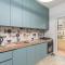 Perlas 2-BR Apt in Mar Mikhael