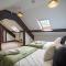 Madison House - Converted Church 5 Bed Pontypool