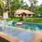 White Serenity Heritage Pool Villa near Beach Udupi - Удупі